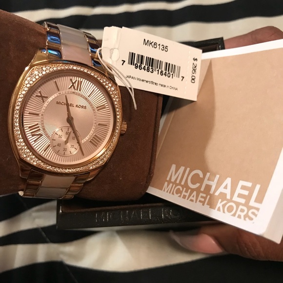 Michael Kors Accessories - 🎊🎉 Michael Kors Watch🎉🎊